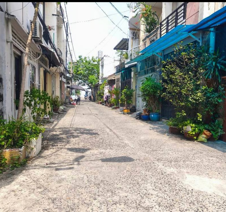 Nhà 4 tầng hẻm xe tải Bình Chiểu, Thủ Đức 110m² giá 6.7 tỷ - Cơ hội vàng cho gia đình lớn!