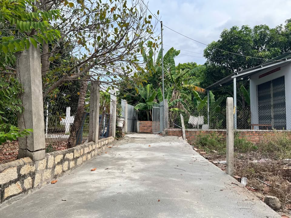 Nhà cấp 4 Vĩnh Ngọc Nha Trang 93m² giá 1.72 tỷ - Sổ hồng chính chủ, gần bãi biển!