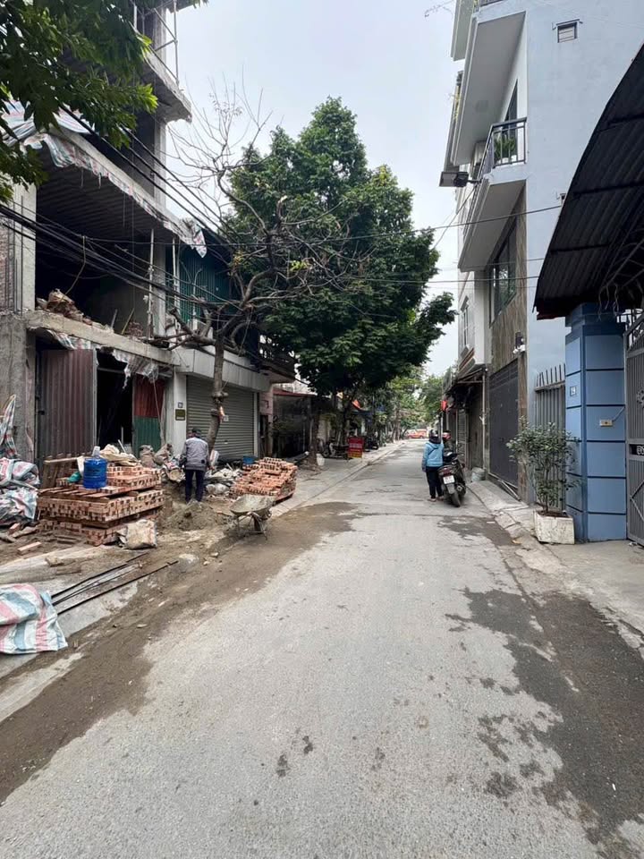 Nhà phố Bắc Từ Liêm 43m² giá 10 tỷ - Kinh doanh tốt, ô tô tránh nhau!