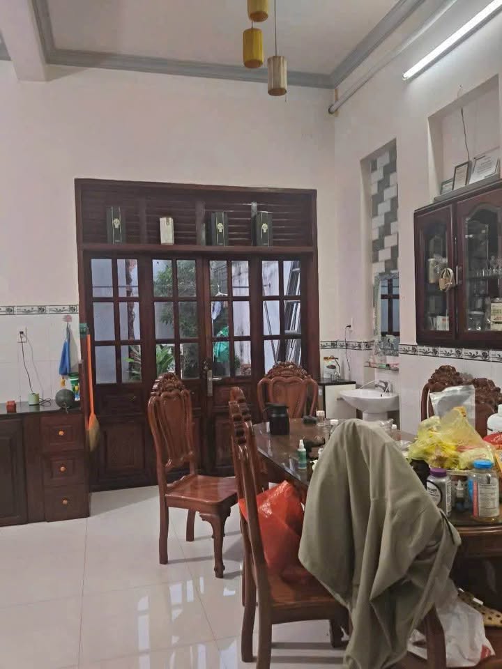 Nhà phố Tân Hiệp, Biên Hòa 100.8m² giá 7.8 tỷ - Sổ đỏ chính chủ, thương lượng!