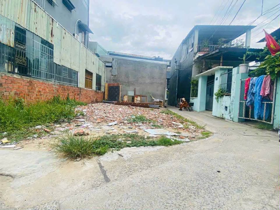 Đất 2 mặt kiệt ô tô Trần Đình Tri, Hòa Minh 65m² giá 2.55 tỷ - Đầu tư sinh lời!