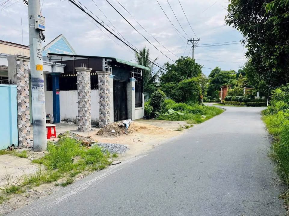 Nhà lầu Tân Thông Hội, Củ Chi 130m² giá 3.25 tỷ - Sổ hồng riêng, cho thuê ngay!