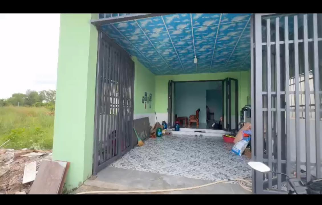 Nhà phố Mỹ Xuân, Phú Mỹ 100m² giá chỉ 700 triệu - Thiết kế hiện đại, vào ở ngay!