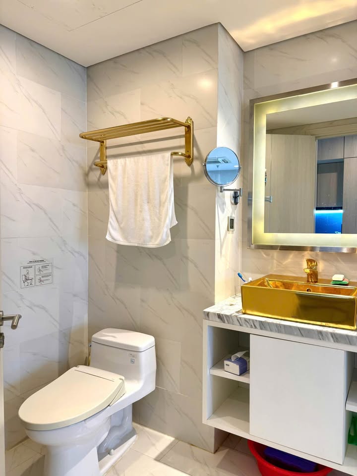 Căn hộ Golden Bay Đà Nẵng 50m² giá 12 triệu - Nội thất đầy đủ, view đẹp!