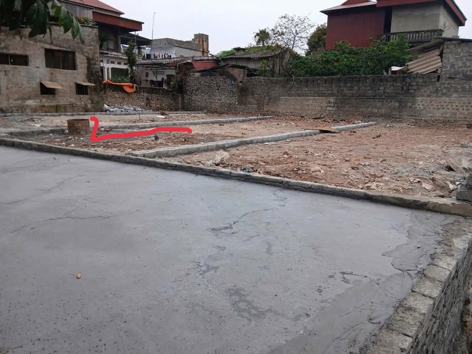 Đất thổ cư tại thôn Kim Bôi, xã Vạn Kim, 80m² giá dưới 1 tỷ - Phong thủy tốt, view hồ thoáng đãng!