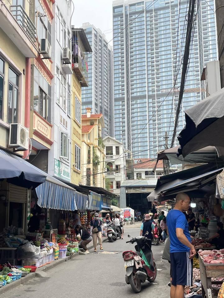 Nhà phân lô Nguyễn Công Hoan Ba Đình 39m² giá 16 tỷ - Ô tô tránh nhau như phố!