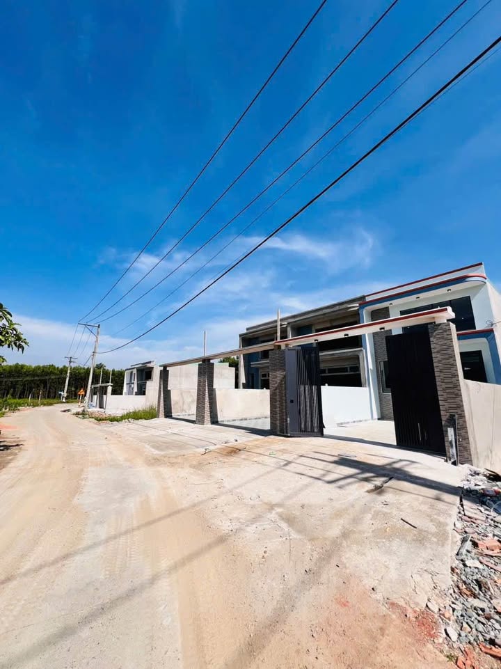 Nhà Gác Lửng Vĩnh Cửu 108m² giá 1.75 tỷ - Sổ đỏ thổ cư 100%!