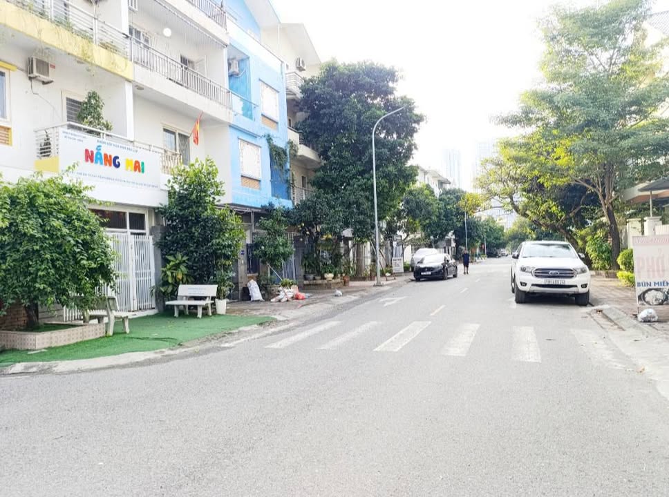 Nhà phân lô Đại Mỗ, Hà Nội 101m² giá 18 tỷ - Vị trí đắc địa gần AEON MALL