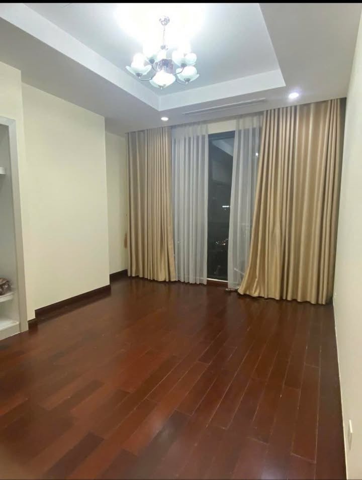 Căn hộ 3 Ngủ Vinhomes Royal City 10 triệu - Thuận tiện sống ngay!