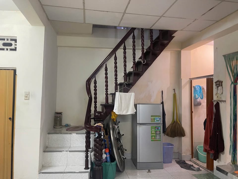 Nhà phố Đinh Tiên Hoàng, Nha Trang 41.9m² giá 3.5 tỷ - Sẵn sàng vào ở ngay!