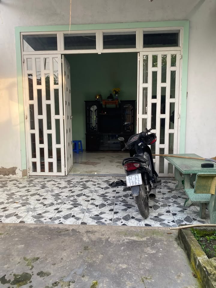 Nhà riêng Tân Thạnh Đông 125m² giá 1.55 tỷ - Sổ hồng riêng, hẻm xe hơi