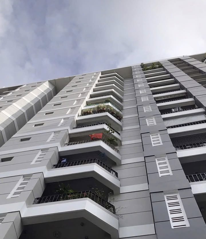 Chung cư Thế Kỉ 21, Bình Thạnh 74.8m² giá 5.2 tỷ - Tặng nội thất đẹp!