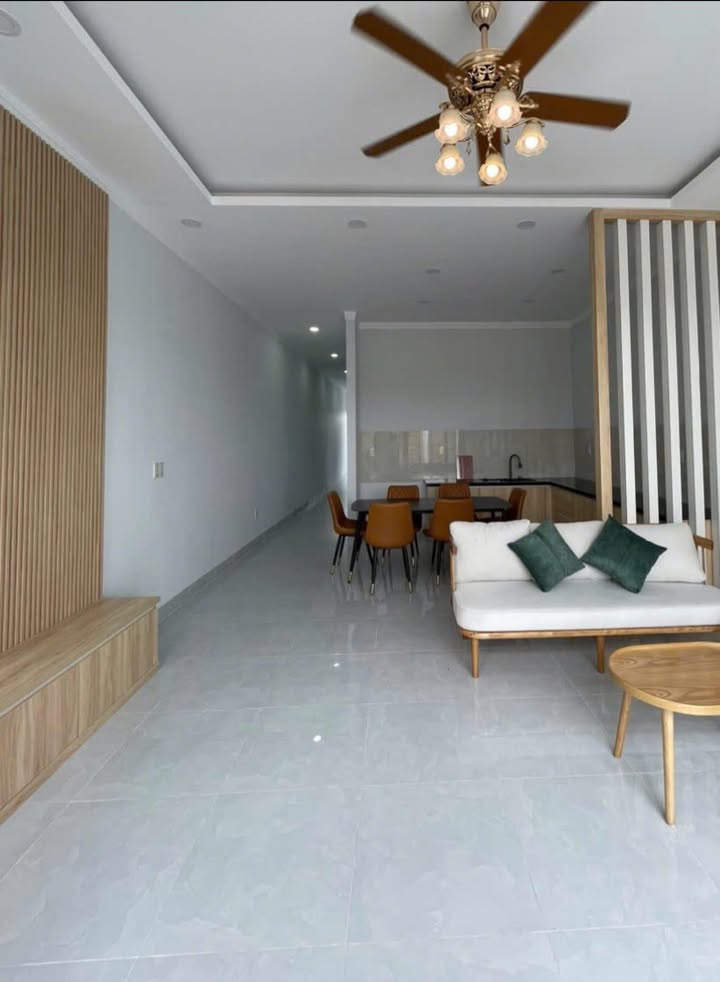 Nhà đẹp mặt tiền đường Petong tại Gia Kiệm, 122m² giá 1.4 tỷ - Tặng nội thất mới!