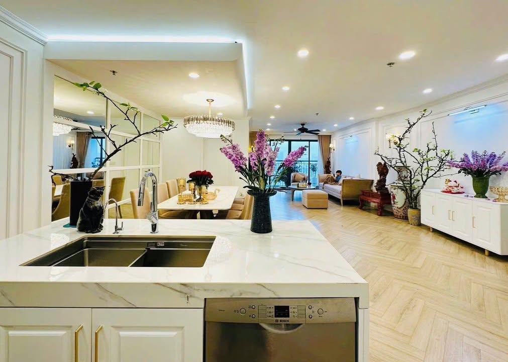 Căn hộ Lạc Hồng Lotus, Xuân Đỉnh 122m² giá 15 tỷ - Căn góc view hồ tuyệt đẹp!