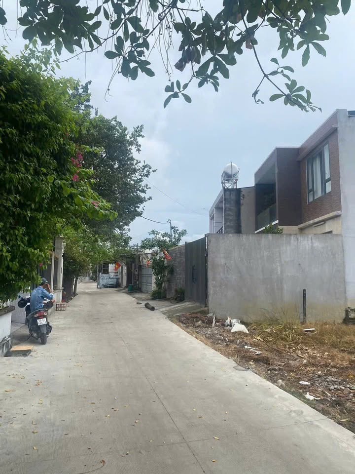 Đất nền đường Nguyễn Thị Thử, Hóc Môn 84m² giá 3.3 tỷ - Cơ hội đầu tư hấp dẫn!