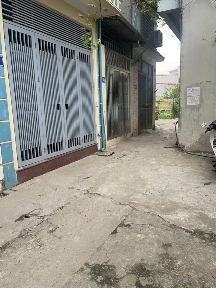 Nhà Phú Lương Hà Đông 34.5m² giá 2 tỷ - Kết cấu 3 tầng kiên cố, vào ở ngay!