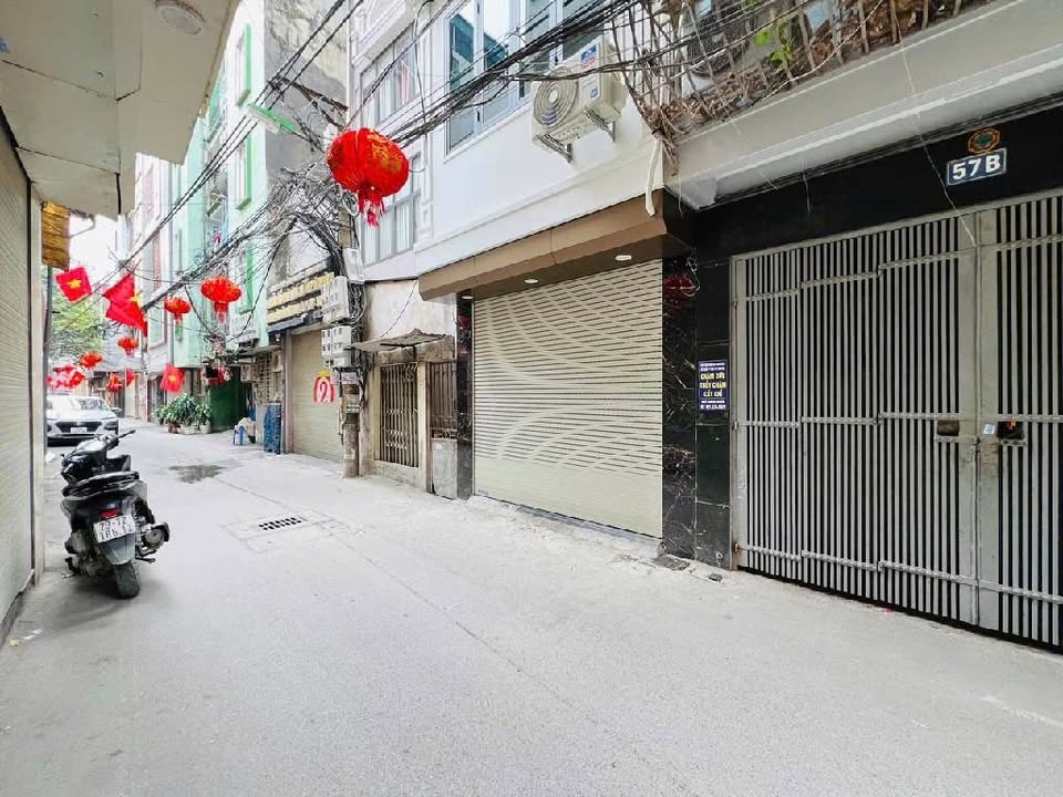 FrontHouse Vũ Tông Phan 45m² giá 15 tỷ - Thiết kế hiện đại, ô tô vào nhà!