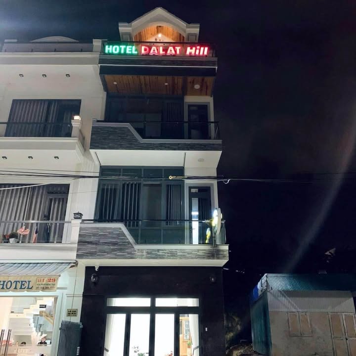Khách sạn mặt tiền Phạm Hồng Thái, Đà Lạt 90m² giá 13 tỷ - Đầu tư sinh lời ngay!