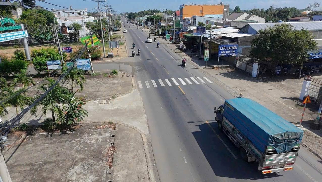 Đất nền kinh doanh mặt tiền Quốc Lộ 20, Phú Lợi, Định Quán 361m² giá 4.2 tỷ - Đầu tư sinh lời ngay!