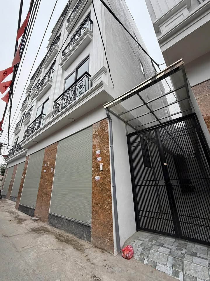 Nhà đẹp quận Bắc Từ Liêm 40m² giá 4 tỷ - Sổ đỏ chính chủ!