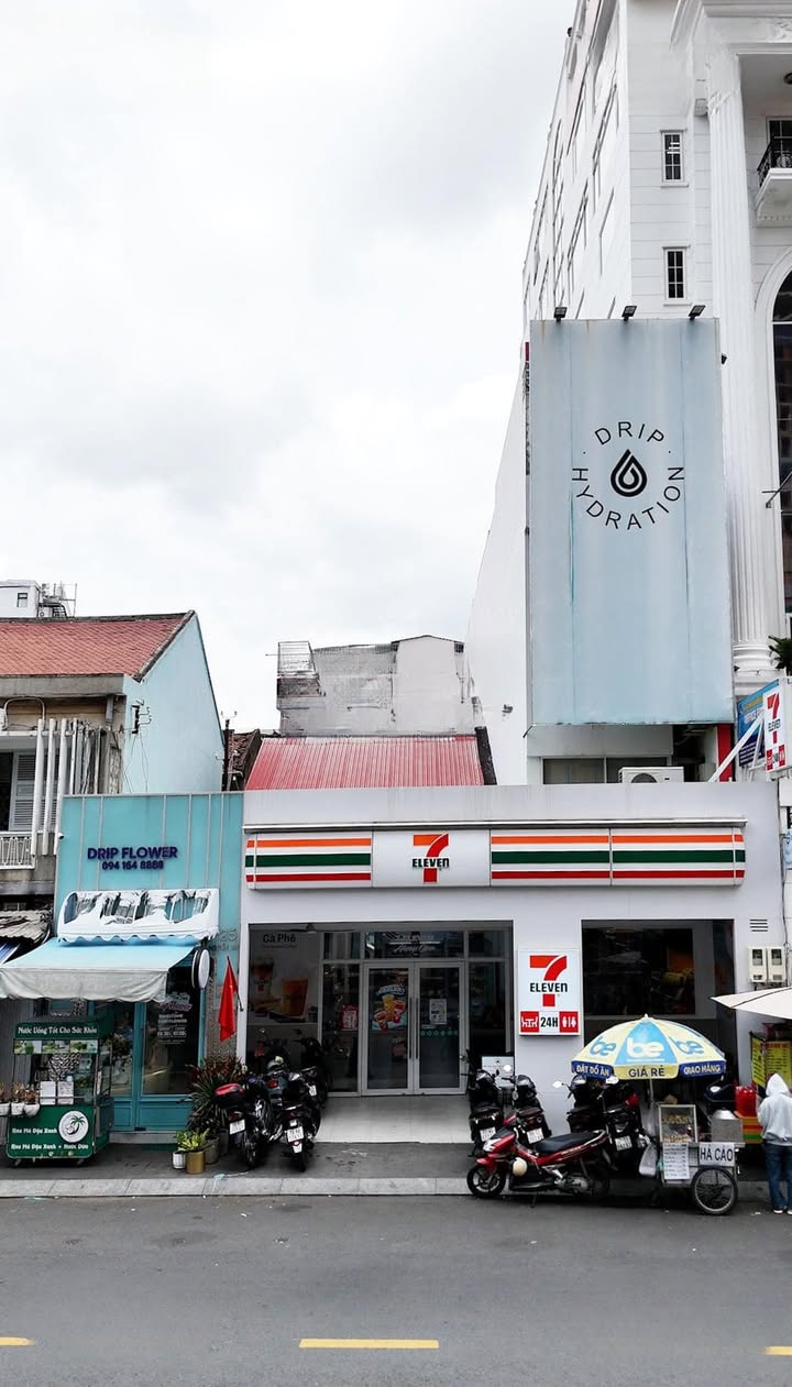 Nhà Mặt Tiền Nguyễn Khắc Nhu, Quận 1, Diện tích 290m², Giá 180 tỷ - Cơ hội đầu tư vàng!