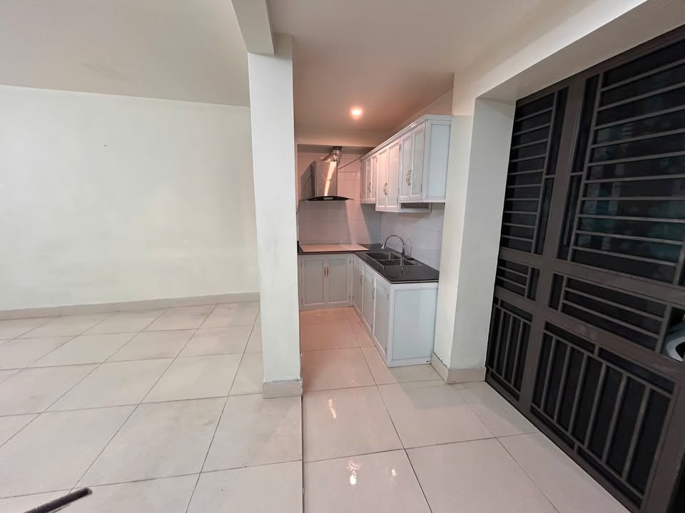 Nhà 2 tầng cho thuê tại ngõ 72 Hạ Đoạn 4, Hải Phòng - Chỉ 2.8 triệu/tháng!