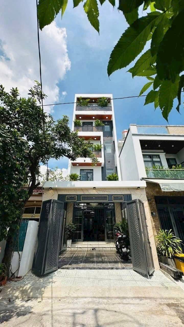 Nhà mặt tiền 5m x 23m, 4 tầng thang máy quận 12 - Sẵn sàng vào ở ngay!