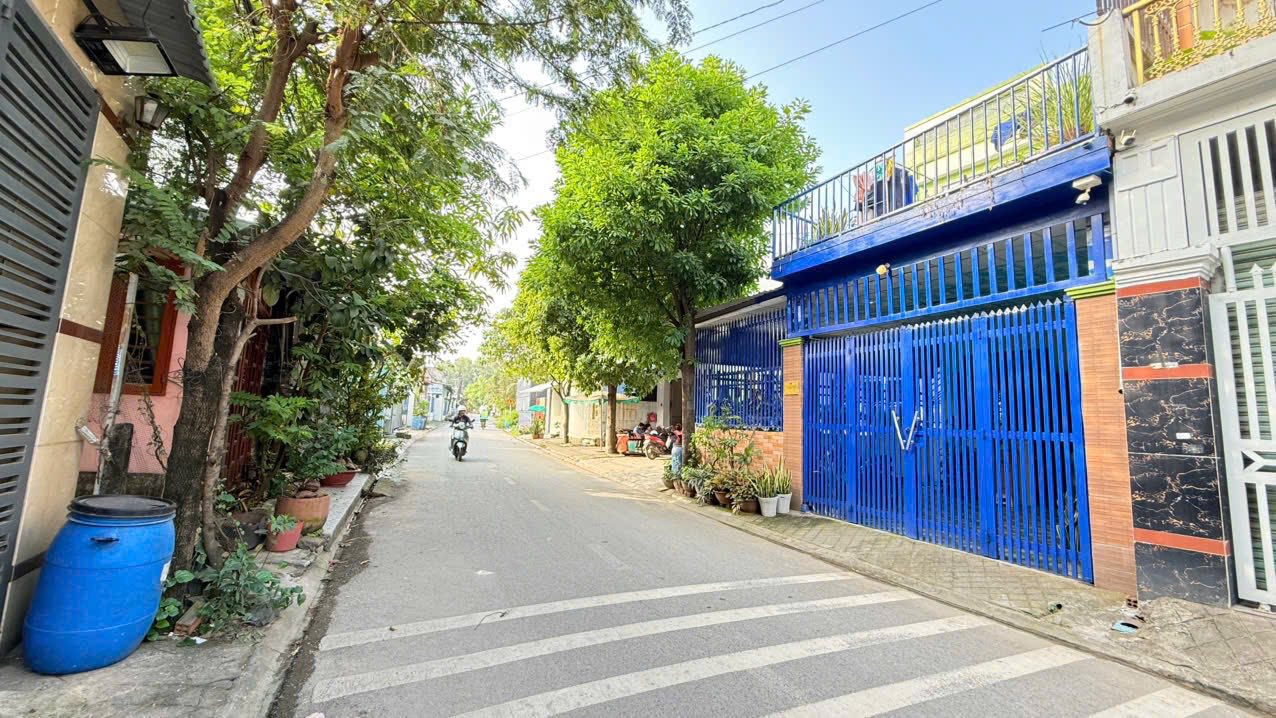 Nhà phố Tân Bình Dĩ An 96.8m² giá 4.6 tỷ - Đầy đủ tiện ích xung quanh!