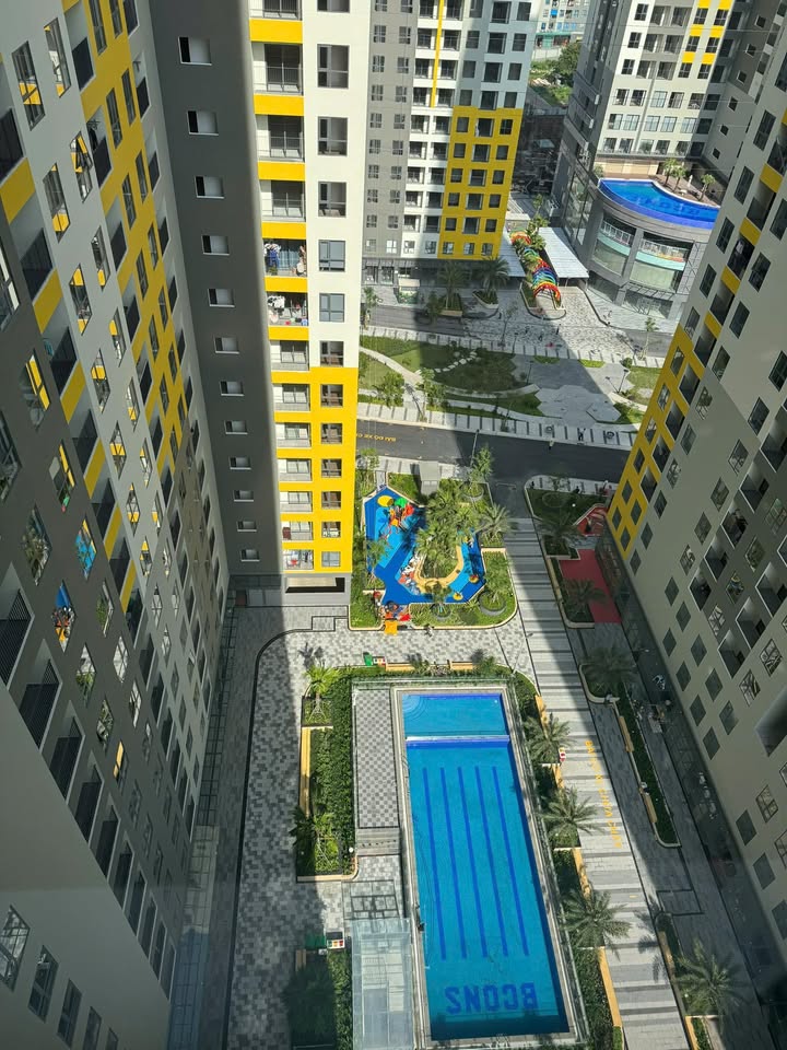 Căn hộ Bcons Emerald Dĩ An 56m² giá 3.18 tỷ - Căn góc đẹp, sẵn sàng vào ở!