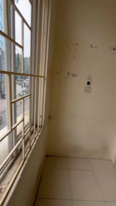 Nhà mặt phố Nguyễn Văn Tuyết, Đống Đa 30m² - Vị trí đẹp, kinh doanh thuận lợi!