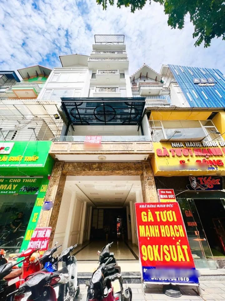 Tòa nhà mặt phố Nguyễn Hoàng 7 tầng - Giá thuê chỉ 70 triệu/tháng, phù hợp cho văn phòng!