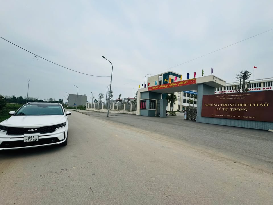 Đất nền mặt tiền đường Phan Bội Châu, Bắc Giang 90m² - Kinh doanh ngay!