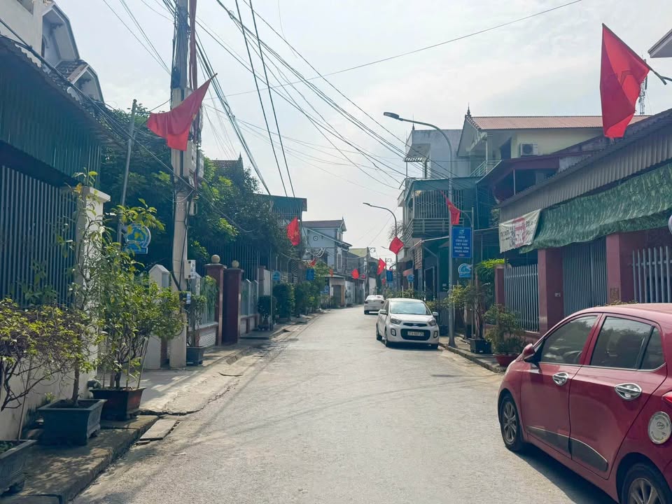 Mặt tiền kinh doanh đường Nguyễn Khuyến Vinh 67m² giá 3.85 tỷ - Đầu tư lý tưởng!