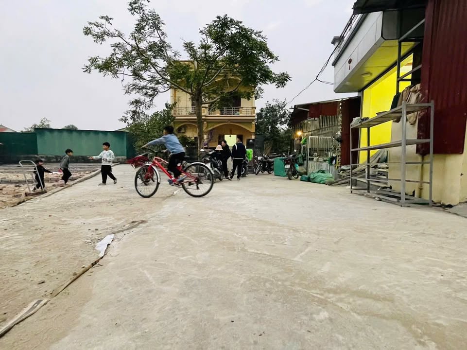 Đất nền Phú Yên 80m² giá 1.8 tỷ - Chính chủ bán, vị trí đắc địa!