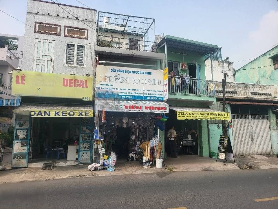 Nhà mặt tiền Lạc Long Quân, quận 5, 38.5m² giá 5.1 tỷ - Kinh doanh đỉnh cao!