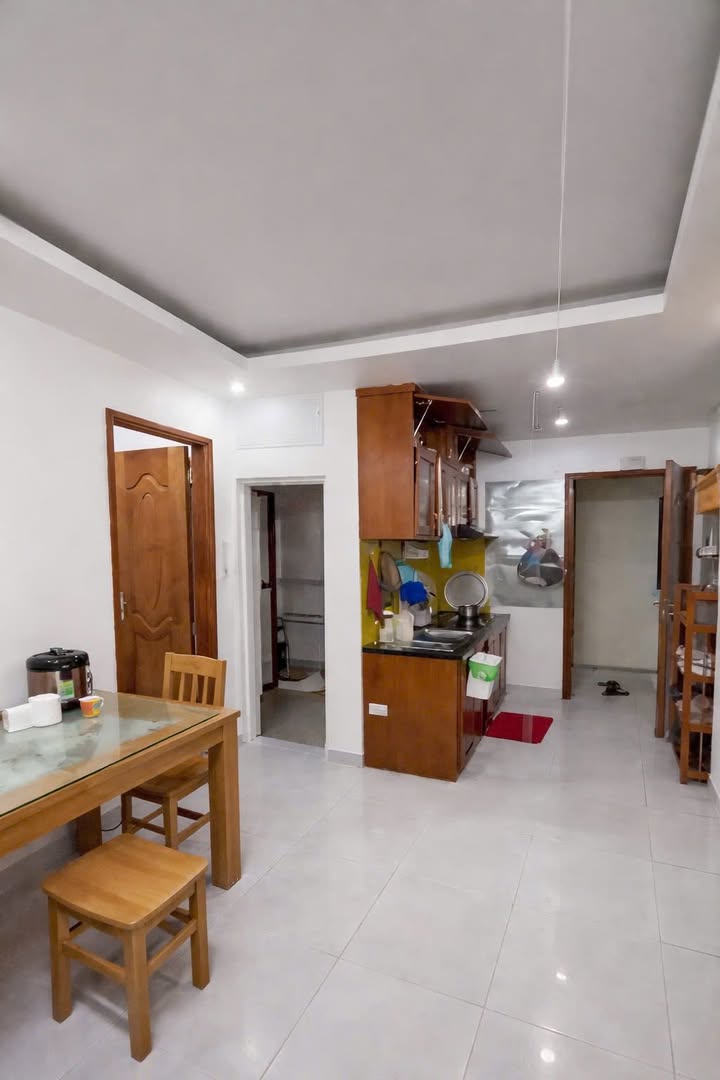 Căn hộ chung cư mini 2 ngủ ngõ 603 Lạc Long Quân 50m² giá 2 tỷ - Chính chủ bán gấp!