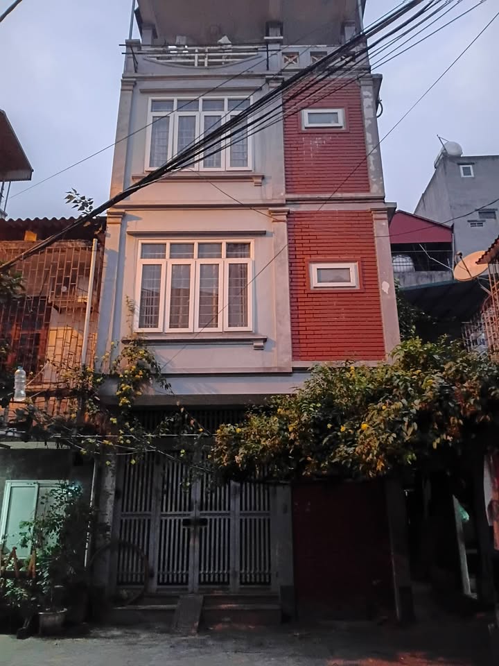 Nhà phố 4 tầng tại Bạch Mai 39m² giá 8.3 tỷ - Ô tô đỗ cửa