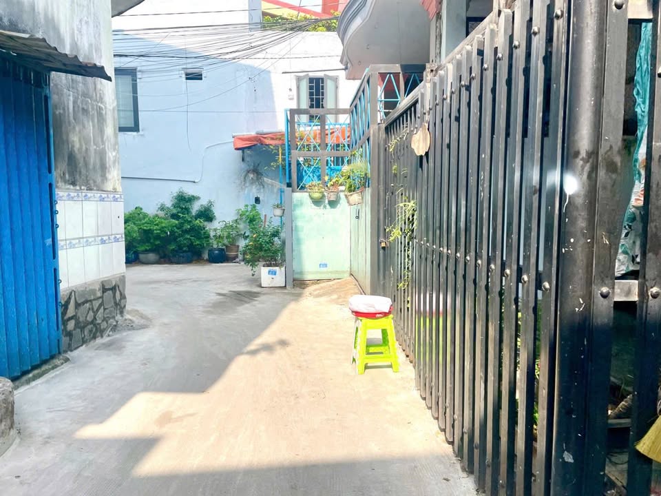 Nhà 2 phòng trọ 33m² Thủ Đức giá 2.1 tỷ - Đầu tư sinh lời ngay!