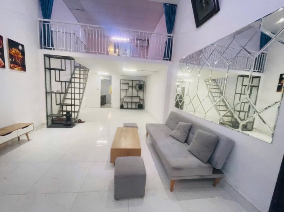 Nhà riêng ngõ 8 Cầu Bươu, 35m² giá 1.28 tỷ - Đầu tư sinh lời ngay!