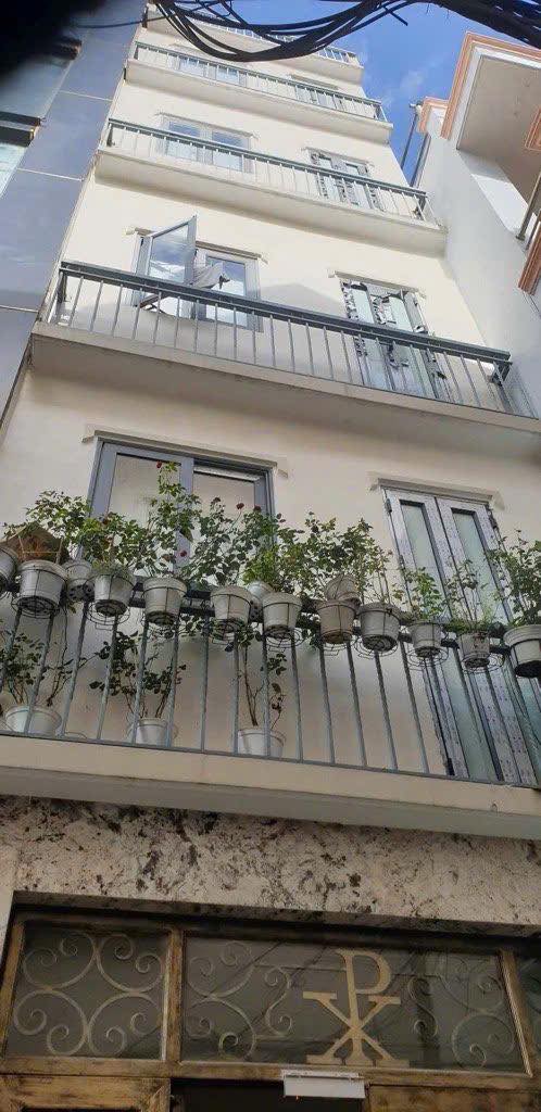 Nhà riêng Trần Văn Đang, Quận 3, 56m² - Tiện ích bủa vây, hẻm thông thoáng!