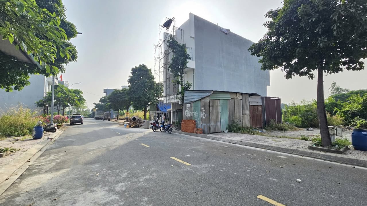 Đất thổ cư 85m² KDC Phúc Đạt, Dĩ An - Sổ hồng riêng, giá 4.1 tỷ TL