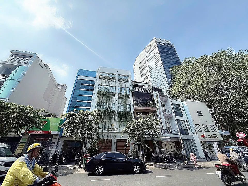 FrontHouse Đa Kao 143m² giá 35 tỷ - Đầu tư sinh lời ngay!