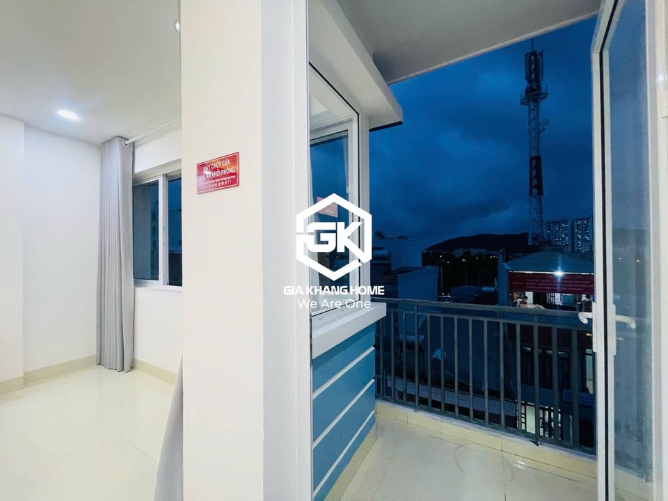 Studio cho thuê tại đường Phan Vinh, Vĩnh Nguyên, Nha Trang 40m² - Full nội thất, ban công lớn thoáng mát!