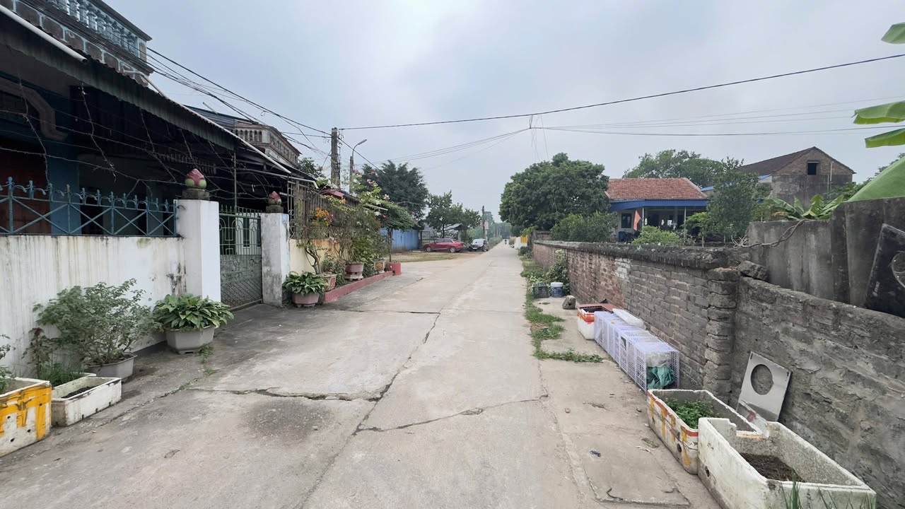 Đất nền Quán Triều Thái Nguyên 182m² giá 1 tỷ - Sổ đỏ chính chủ, ô tô vào tận nơi!