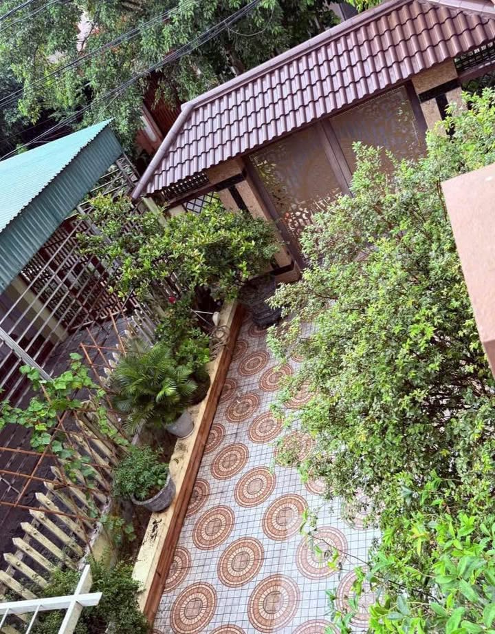 Biệt thự 3 tầng Phan Đình Phùng 252m² giá 12 tỷ - Đầy đủ nội thất, chỉ việc vào ở!