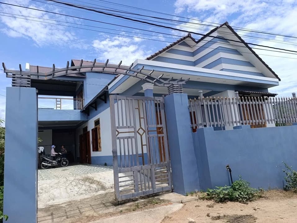 Nhà mái thái 2 tầng khu phố 1, Phước Dân, 272m² - Chính chủ bán gấp!