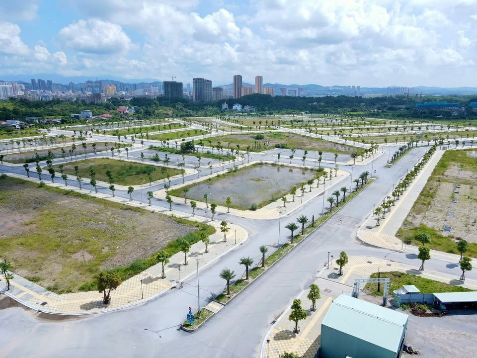 Đất nền Vera Diamond City Móng Cái 48,8ha - Tiện ích đa dạng, sổ đỏ từng lô!