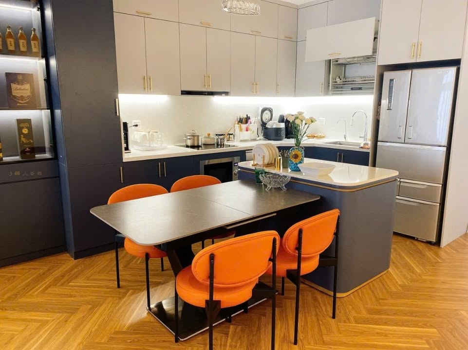 Căn hộ Vinhomes D'Capitale 73m² giá 11 tỷ - Thiết kế đẳng cấp, view triệu đô!