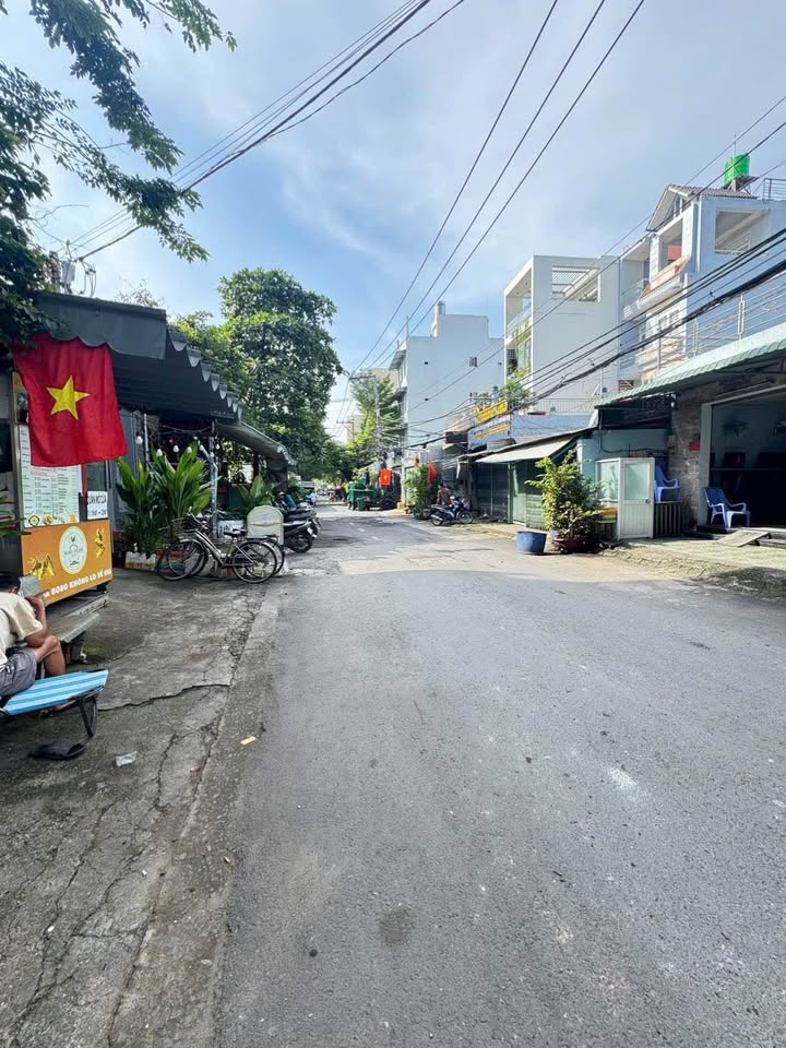 FrontHouse Tân Thới Nhất Quận 12 124m² giá 5.8 tỷ - Mặt tiền kinh doanh đắc địa!