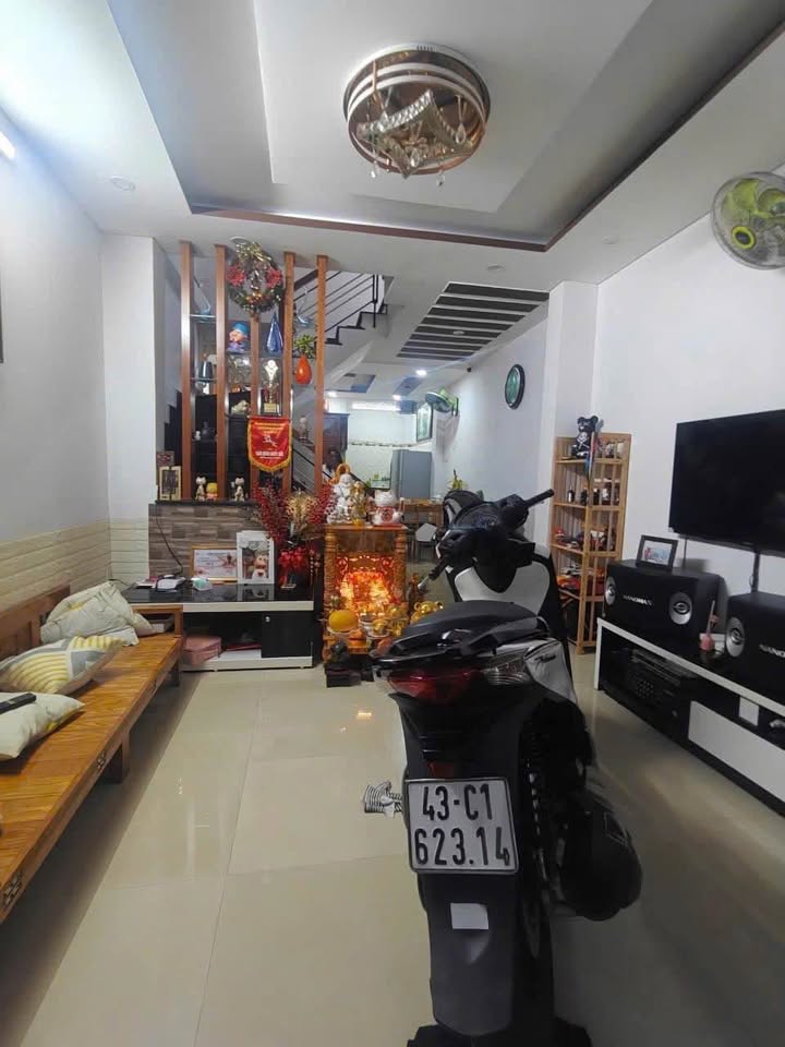 Nhà 3 tầng K382 Núi Thành, Hòa Cường, Hải Châu 45.5m² giá 4.35 tỷ - Vị trí đẹp, tiện ích đầy đủ!